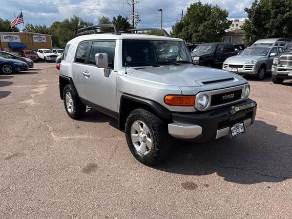 TOYOTA FJ CRUISER 2007 JTEZU11F570017791 image